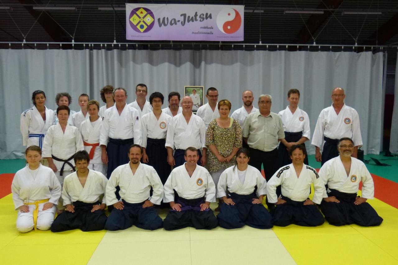 Fin cérémonie remise de grades juin 2015 Wa-Jutsu Villeneuvois
